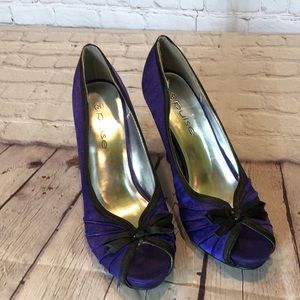 Pulse satin open toe heel w black trim/bow Shoes